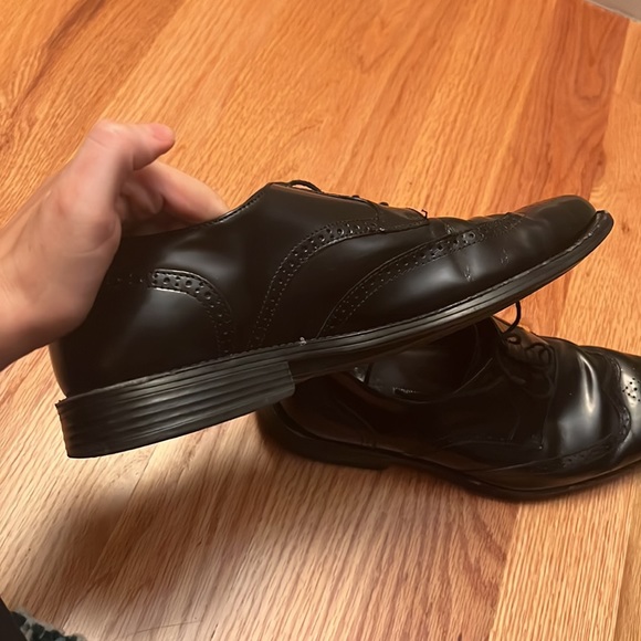Johnston and Murphy Wing-tip Derby’s Men’s Black Oxfords size 11.5 main image 5